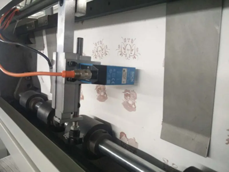 Photoelectric Registration System for Printed Paper Cup Fan Punching