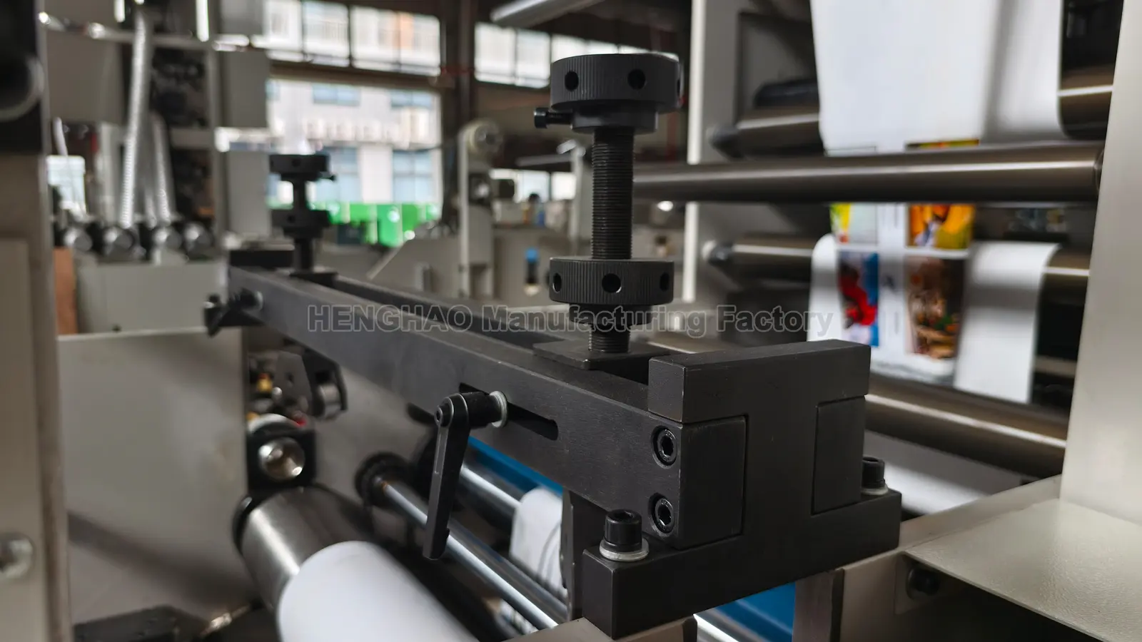 9-Color Flexo Printing Machine - NRY-320B-9C | Servo Press for Complex Labels Details