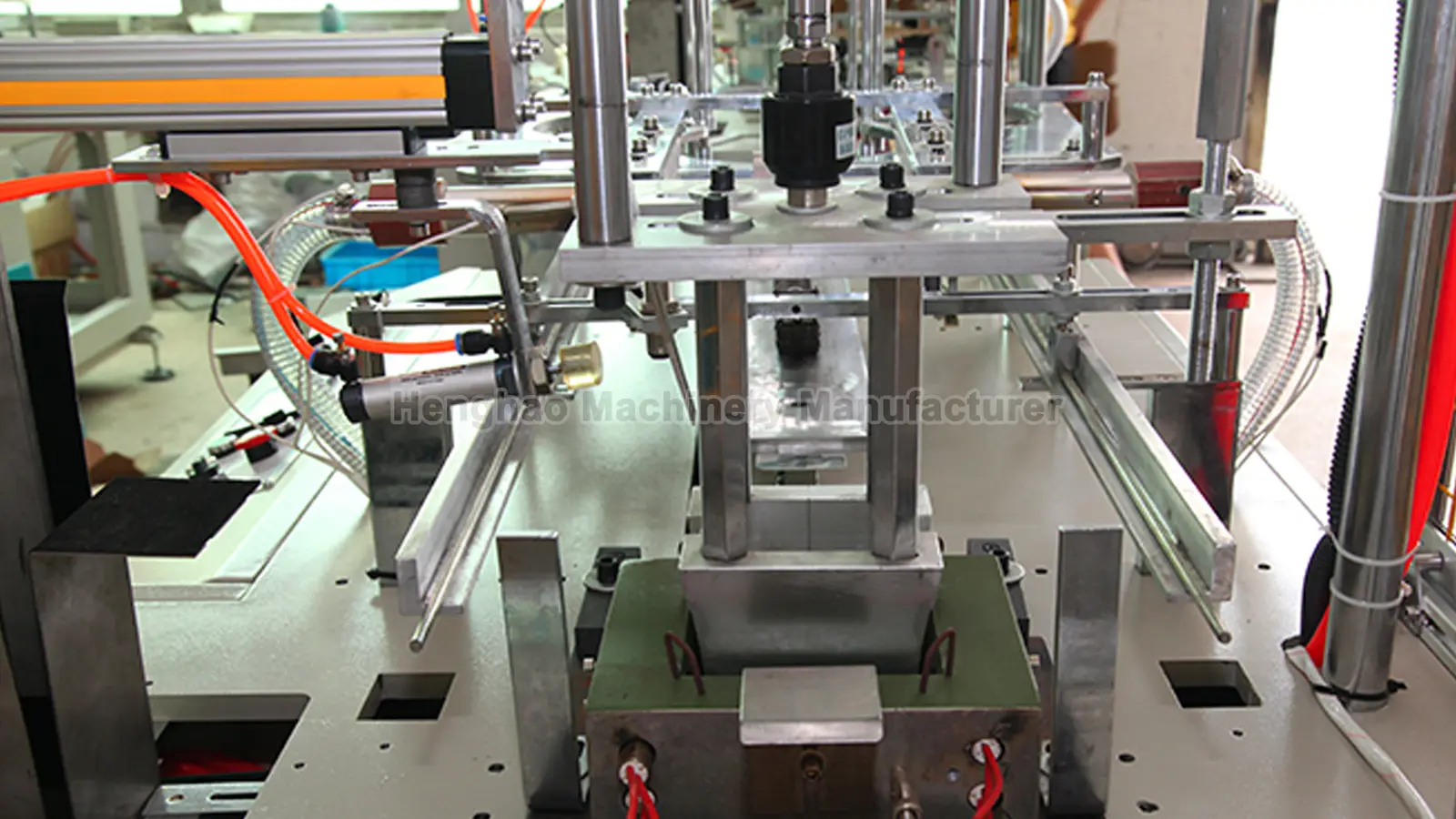 Intelligent Full Automatic Paper Lunch Box Forming Machine (NTP-CHL) Application